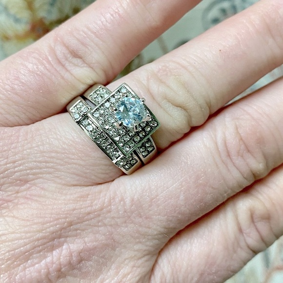 NEW WHITE GOLD FILLED 1CT AAA CZ DIAMOND ENGAGEMENT RING - Picture 2 of 7